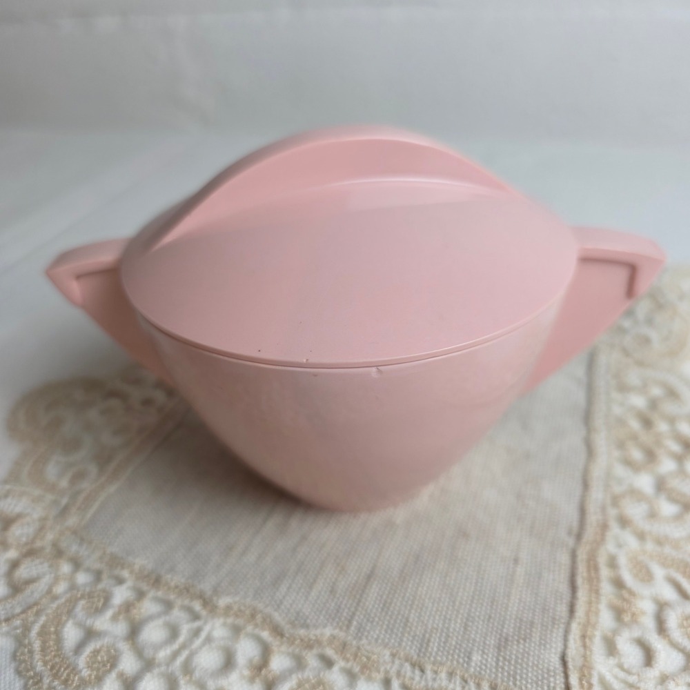 Vintage Mallo-Ware Pink Melamine Sugar Bowl with Lid and Creamer Set MCM Chicago - Picture 2 of 14